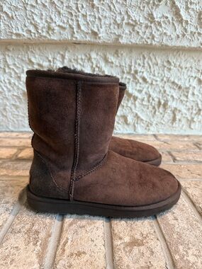 UGG Classic Short II Boots